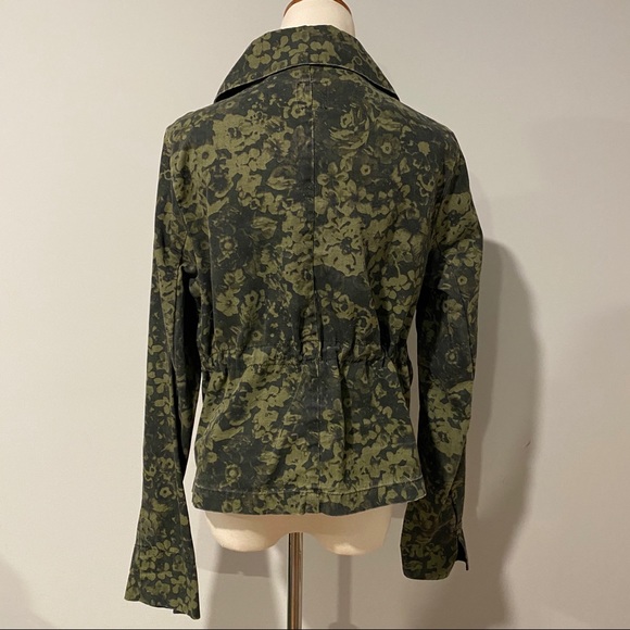 GAP NWT floral camo snap on jacket - Picture 2 of 6
